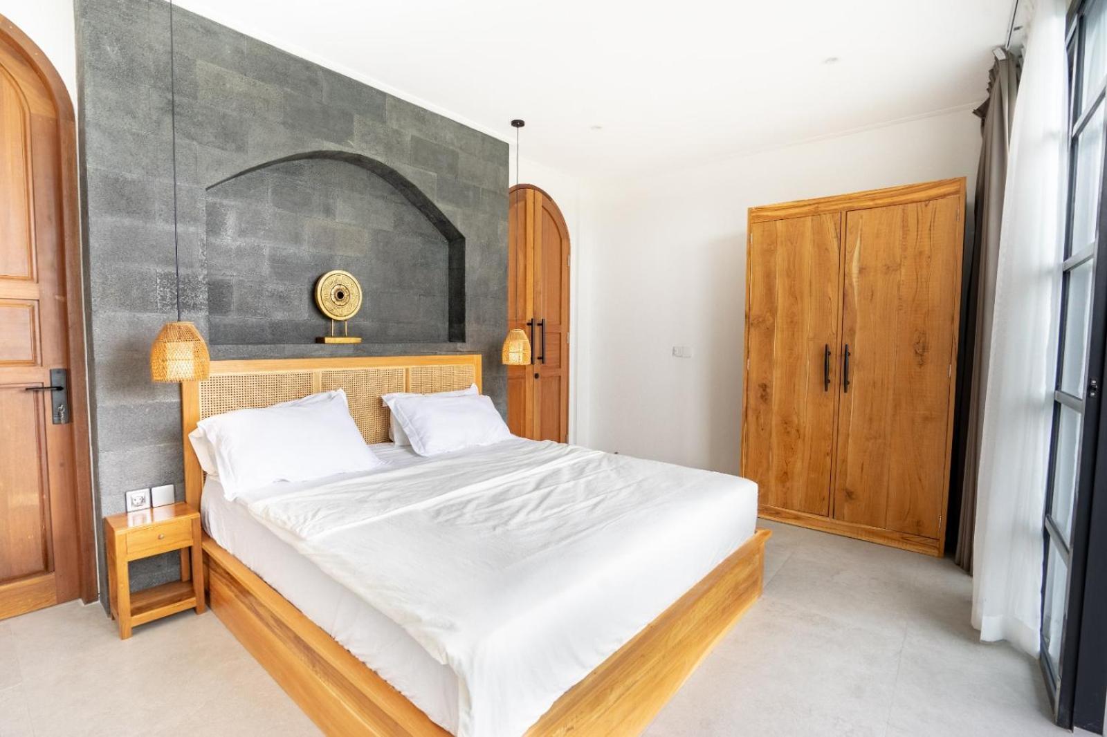 New 3bed-3bath Canggu (Bali)
